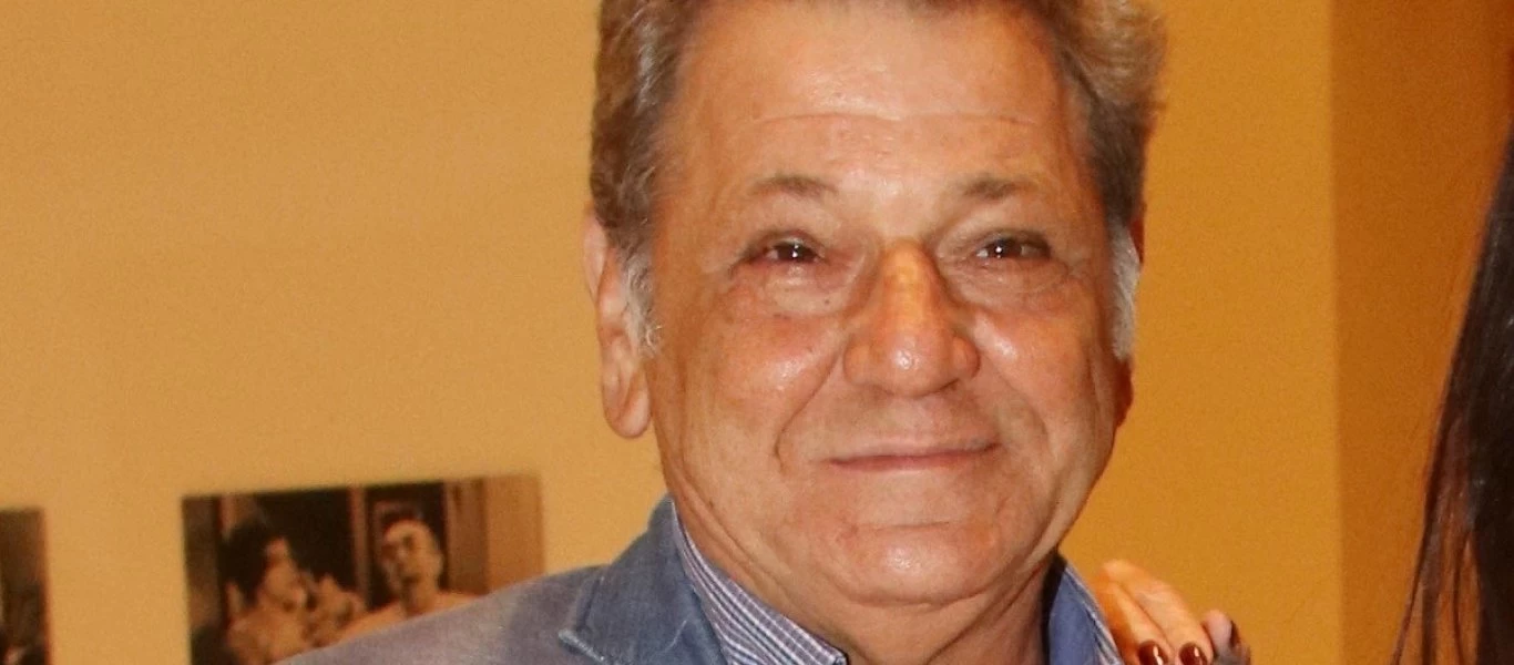 O Γιώργος Παρτσαλάκης έπαθε ατύχημα στο θέατρο - Ποιος θα παίξει στην θέση του; (βίντεο)